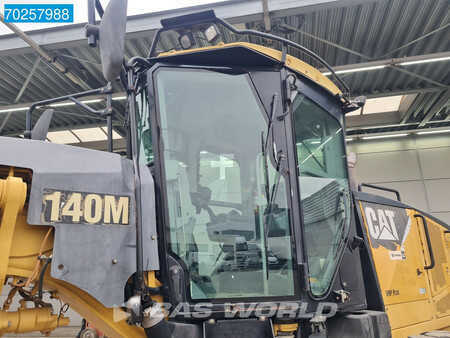 Grejdry 2008 Caterpillar 140M (11)