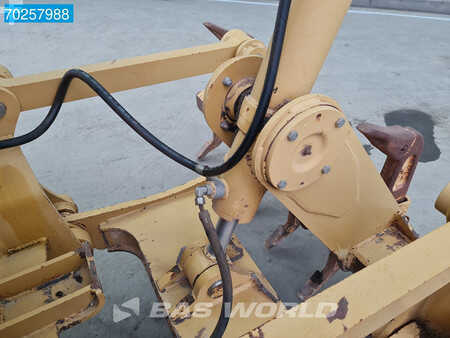 Grejdry 2008 Caterpillar 140M (14)