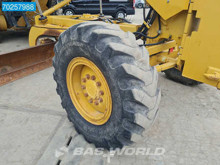 Grejdry 2008 Caterpillar 140M (17)