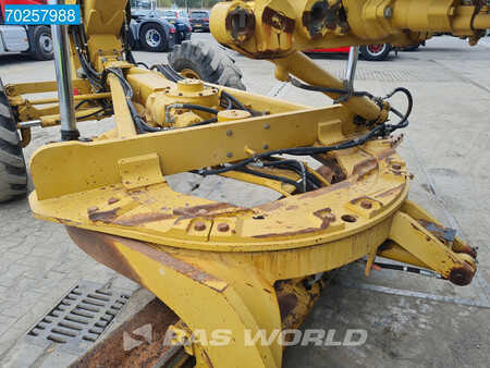 Grejdry 2008 Caterpillar 140M (21)