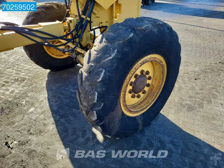 Grader 2008 Caterpillar 140M (16)
