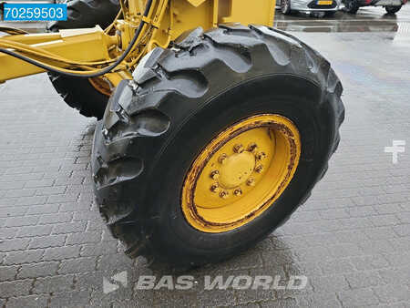 Grejdry 2008 Caterpillar 140M (15)