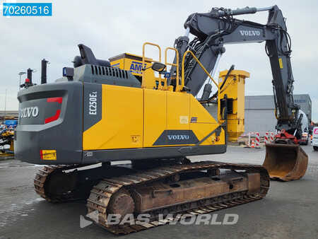 Pelles sur chenilles 2014 Volvo EC250 E L AMV DRILLING SYSTEM - REMOTE CONTROLED (17)