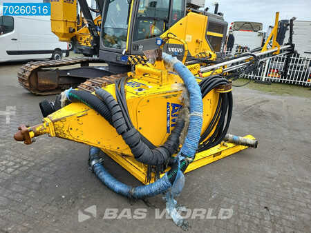Pelles sur chenilles 2014 Volvo EC250 E L AMV DRILLING SYSTEM - REMOTE CONTROLED (25)