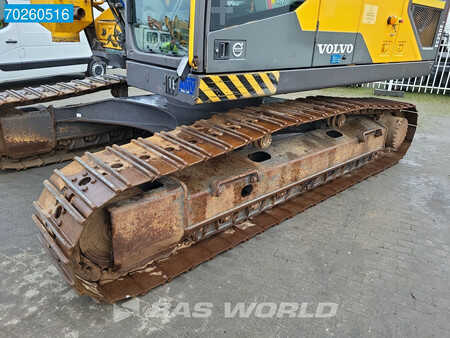 Pelles sur chenilles 2014 Volvo EC250 E L AMV DRILLING SYSTEM - REMOTE CONTROLED (33)