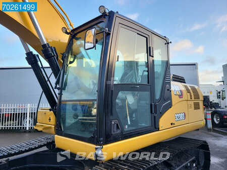 Escavatori cingolati 2024 Caterpillar 323 D 3 (10)