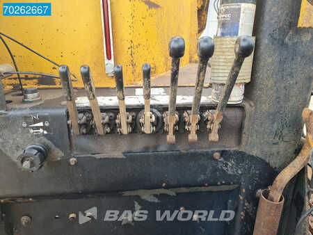 Equipamento de perfuração de poços 1996 Vermeer D50X100 HORIZONTAL DIRECTIONAL DRILL (26)