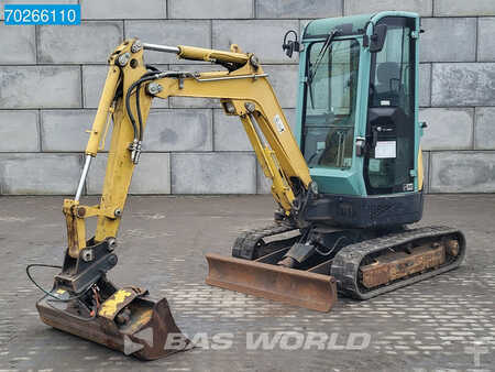 Yanmar VIO25 -4