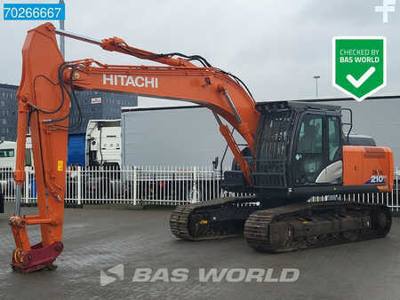 Escavatori cingolati 2021 Hitachi ZX210 LC -6 (1)