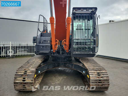 Escavatori cingolati 2021 Hitachi ZX210 LC -6 (7)