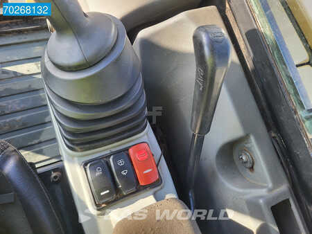 Mini excavators 2017 Caterpillar 305 E2 CR (16)