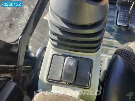 Mini excavators 2017 Caterpillar 305 E2 CR (26)