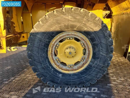 Caterpillar 772