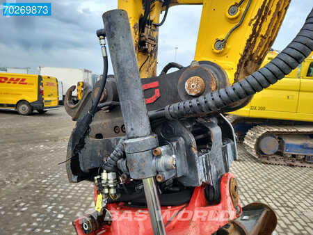 Escavatori cingolati 2018 Komatsu PC240 LC-11 ROTOTILT (21)