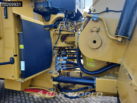 Carregadeira de rodas 2020 Caterpillar 988 K (16)