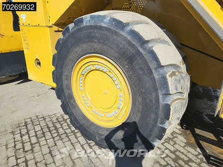 Carregadeira de rodas 2020 Caterpillar 988 K (27)