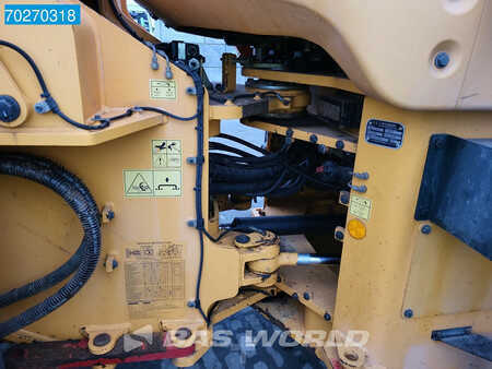 Wheel Loaders 2015 Hyundai HL760-9AWH (16)