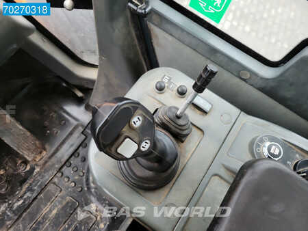 Wheel Loaders 2015 Hyundai HL760-9AWH (25)