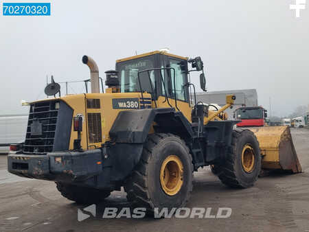 Kolové nakladače 2011 Komatsu WA380-6 (19)