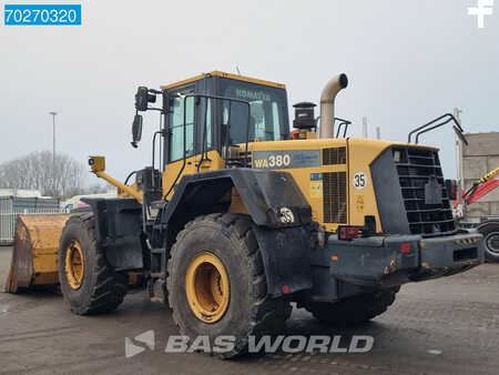 Carregadeira de rodas 2011 Komatsu WA380-6 (2)