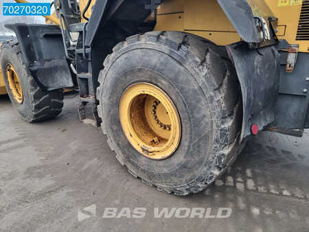 Kolové nakladače 2011 Komatsu WA380-6 (23)