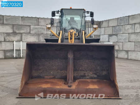 Carregadeira de rodas 2011 Komatsu WA380-6 (5)