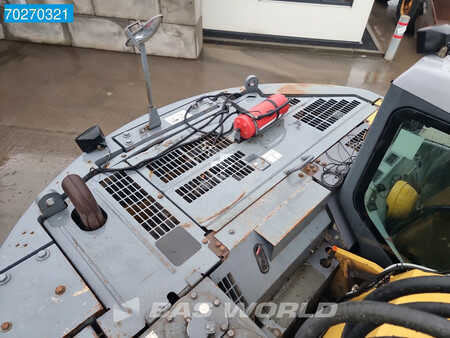 Kettenbagger 2004 Komatsu PC228 US LC (27)