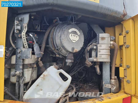 Kettenbagger 2004 Komatsu PC228 US LC (28)
