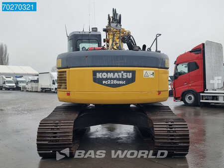 Komatsu PC228 US LC