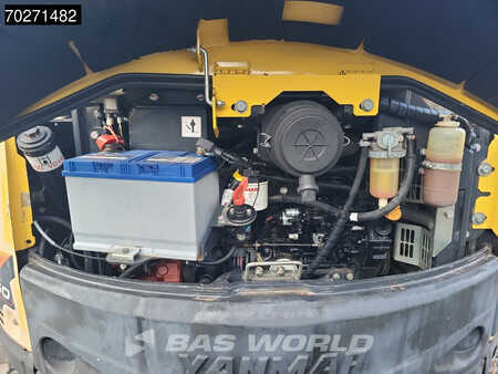 Mini kotrógép 2014 Yanmar VIO50-U (21)