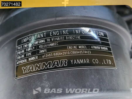 Mini kotrógép 2014 Yanmar VIO50-U (23)