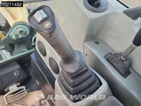 Mini kotrógép 2014 Yanmar VIO50-U (29)