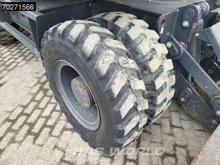 Escavadora de rodas 2019 Doosan DX140 W-5 OIL QUICK - GERMAN (18)