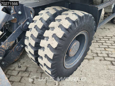 Escavadora de rodas 2019 Doosan DX140 W-5 OIL QUICK - GERMAN (19)