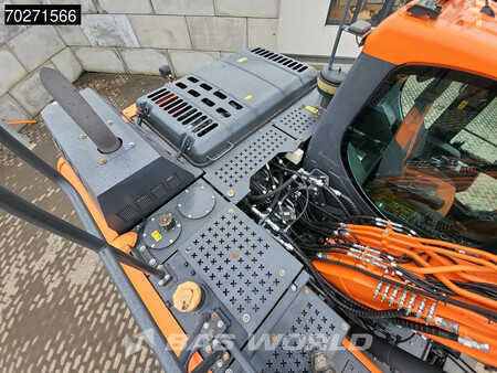 Escavadora de rodas 2019 Doosan DX140 W-5 OIL QUICK - GERMAN (24)