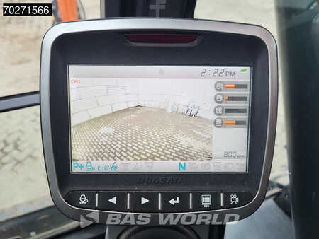 Escavadora de rodas 2019 Doosan DX140 W-5 OIL QUICK - GERMAN (33)