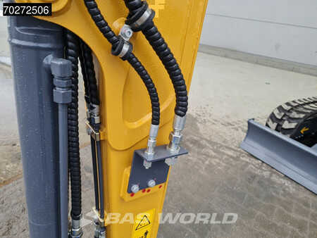 Mini excavators 2023 XCMG XE27 E 2 YEARS FACTORY WARRANTY - KUBOTA ENGINE (12)