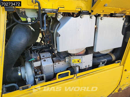 Escavadoras 2018 Komatsu D65 PX -18 (21)