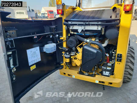 Hjullaster 2024 Caterpillar 216 B3 (14)