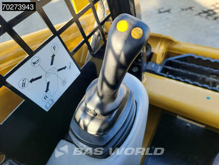 Hjullaster 2024 Caterpillar 216 B3 (19)