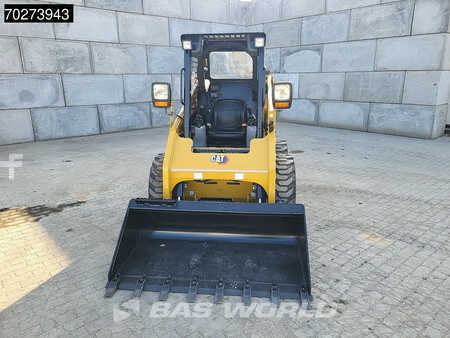 Kolové nakladače 2024 Caterpillar 216 B3 (9)