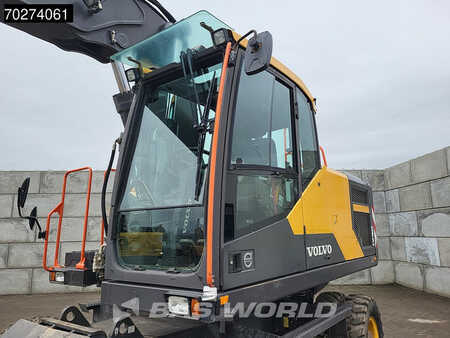 Mobiele graafmachines 2016 Volvo EW180 E (7)
