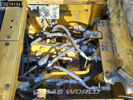 Carregadeira de rodas 2005 Caterpillar 988 H (15)