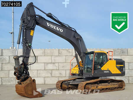 Rupsgraafmachines 2017 Volvo EC250 E L (1)