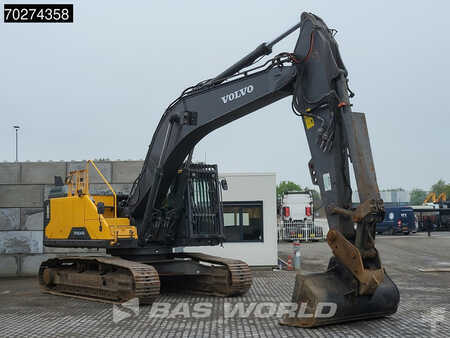 Korečková rýpadla 2015 Volvo EC300 E L (7)