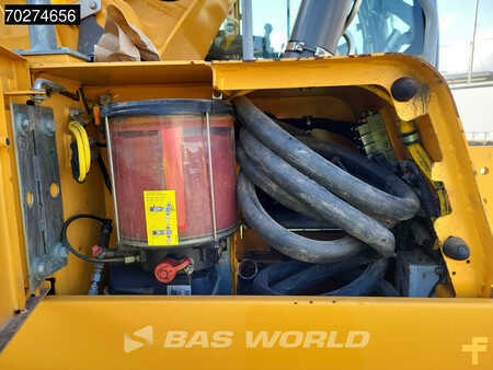 Beltegraver 2018 Liebherr R926 WLC 2 BUCKETS (35)