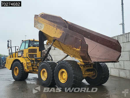 Knickgelenkte Muldenkipper/Dumper 2012 Caterpillar 740 B (5)
