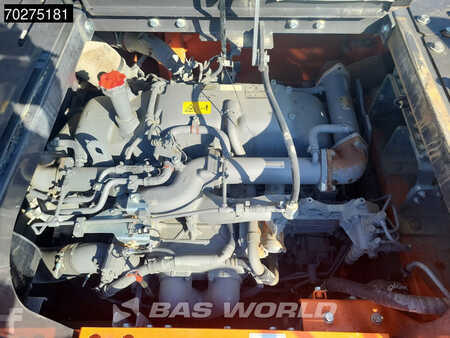 Escavatori cingolati 2018 Hitachi ZX490 LCH -6 (10)