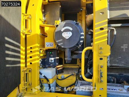 Telakaivinkoneet  2015 Komatsu PC290 LC-10 (28)