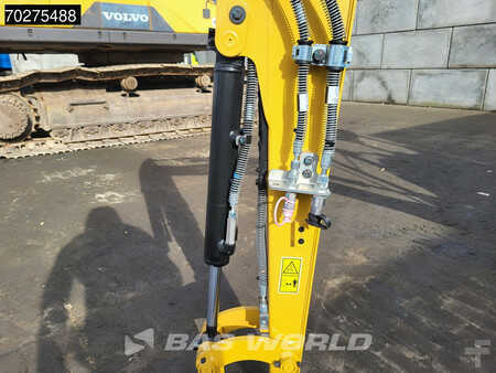Minibagry 2023 Caterpillar 301.5 FACTORY WARRANTY (10)
